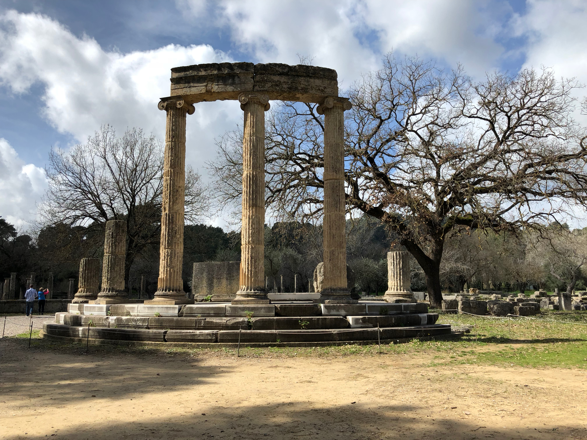 The Philippeion, built by Philip (father of Alexander the Great!) to commemorate himself, as one does. These are, of course, ionic columns. You can tell by the way that they are.